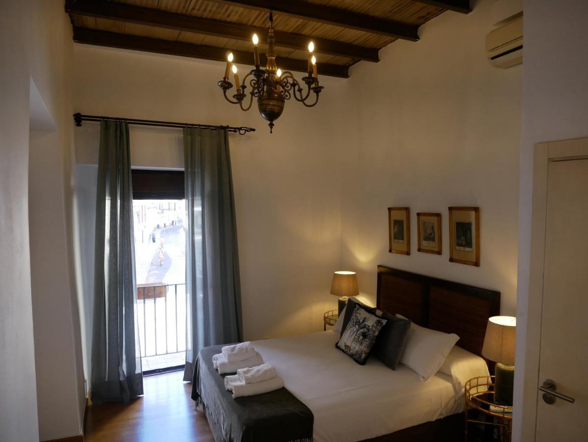 La Casita Del Arenal Apartment Sevilla Bagian luar foto